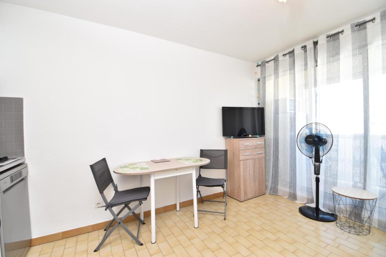 Appartamento Studio 4 Couchages Proche Plage Le Grau-du-Roi Esterno foto